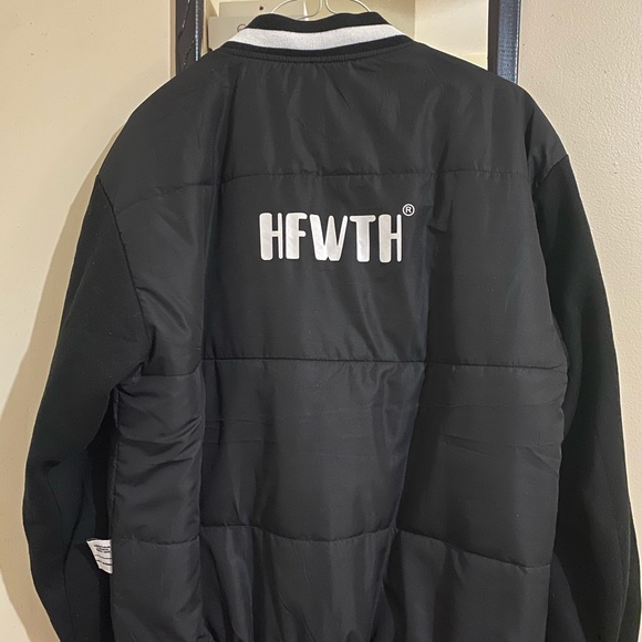 Puffer jacket - Picture 4 of 7